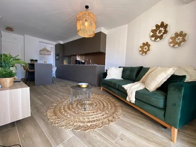 Apolo Vii Bali Style